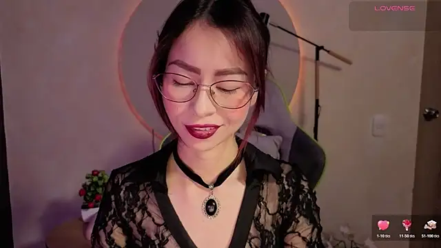 rosse_98_'s Live XXX Chat