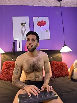 Karim_mansurn Webbikameraesitys