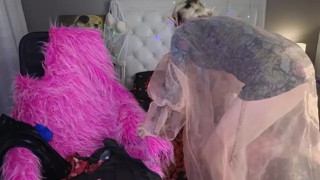 RoxalanaStar 现场XXX聊天