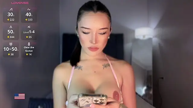 wiggle_nibble webcam show