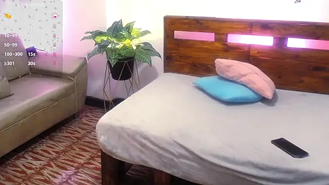 Онлайн чат XXX Yeseniaa25_