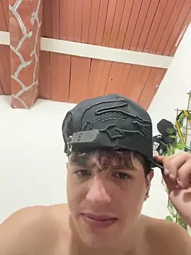 Themasterhades_777 Show in webcam