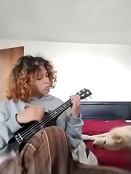 Chatroom XXX en direct de EmmaMelissa0521