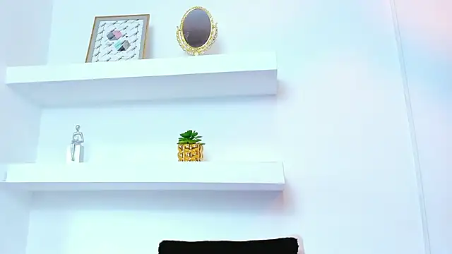 IsabellaMonet's Live XXX Chat