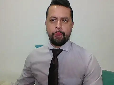 Show Webcam de TRIISTAN_KING10