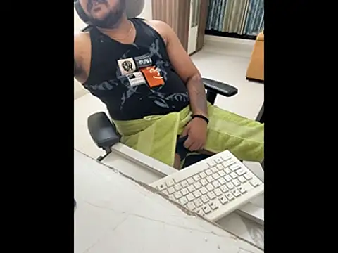 FlirtyxBoy Chat XXX in diretta