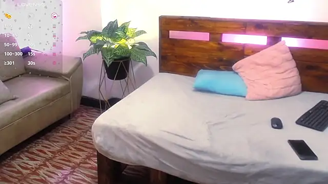 Yeseniaa25_ Live XXX-Chat