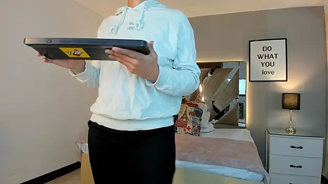 cellestehot Live XXX-Chat