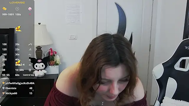 Živý XXX chat pretty_little_thing