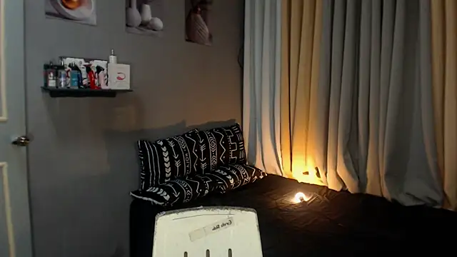 Unforgettablejulia Live XXX-Chat