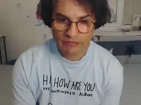 wildpussycat23 élő XXX-chatje