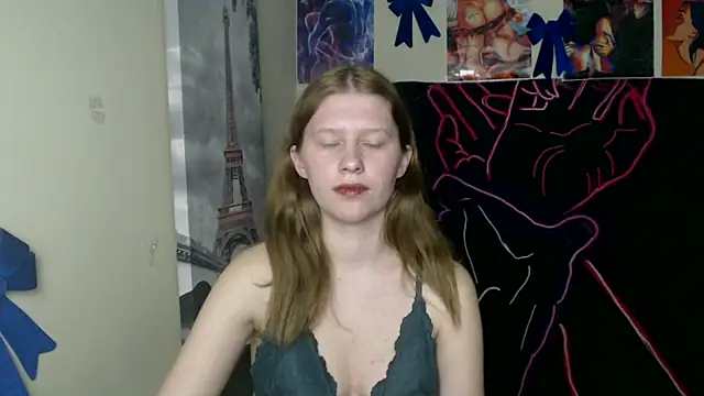 دردشة StellaCRL الجنسية المباشرة