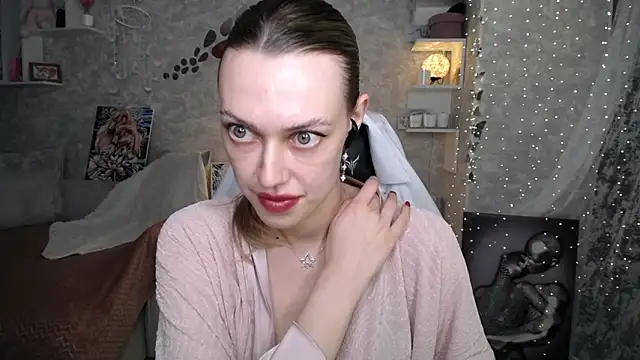 NickyAdamidiのライブXXXチャット