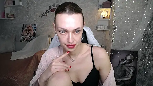 Chat +18 de NickyAdamidi ao vivo