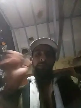 hairy_mannn: διαδικτυακό σόου στην κάμερα