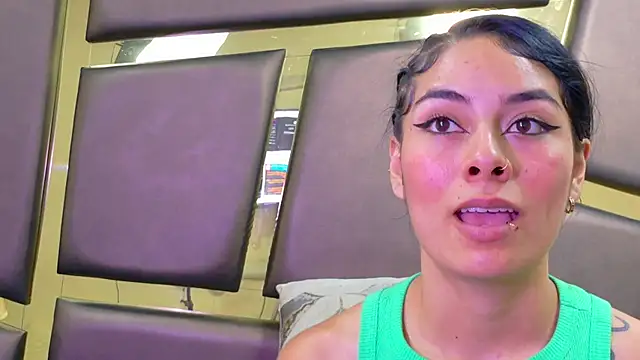 NicoleEsposito 现场XXX聊天