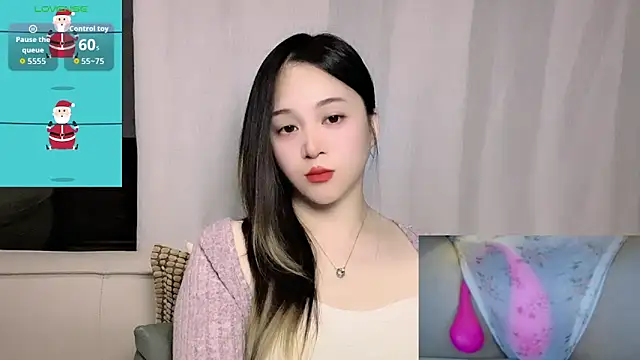 woaiqinqin's Live XXX Chat