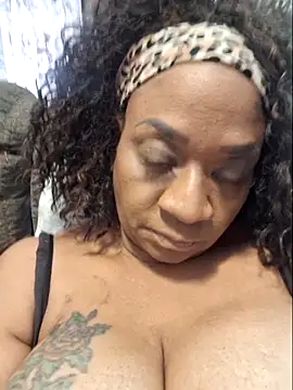 Big_Booty_Bonnie's Live XXX Chat