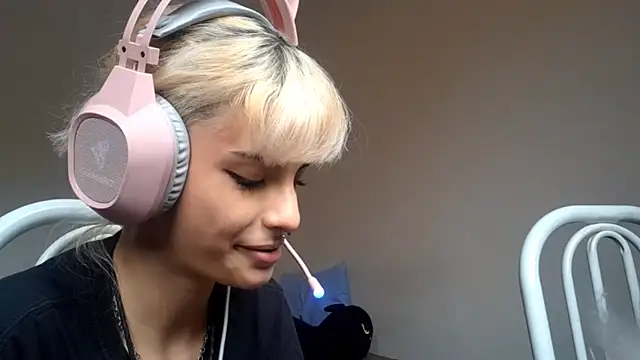 JustinCerqueira: онлайн-секс-чат