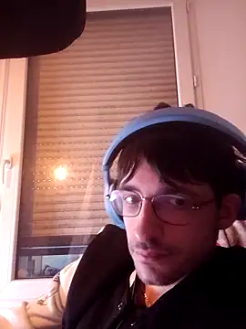 Chat +18 de totolescientifique ao vivo