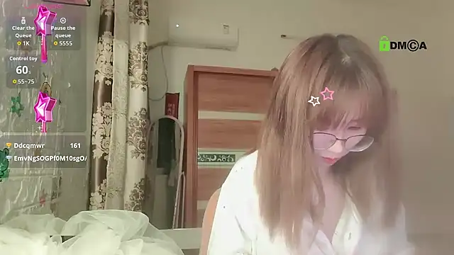 Lili_666 live XXX chat