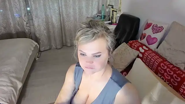 Webkamerová show MildMature