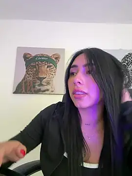 isabella_jade 即時 XXX 聊天