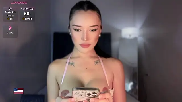 wiggle_nibble Live XXX Chat