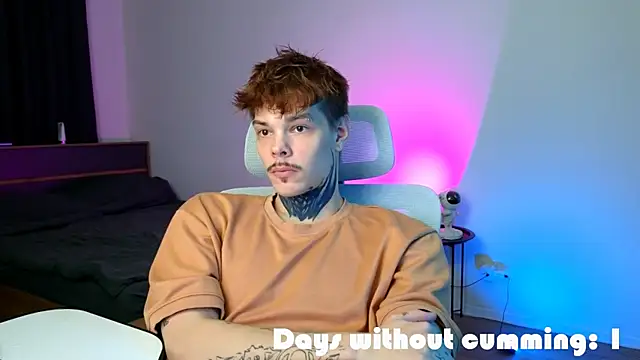 XXX chat uživo modela DENIS_HERE