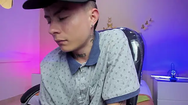 XXX chat uživo modela Nascary_Fox