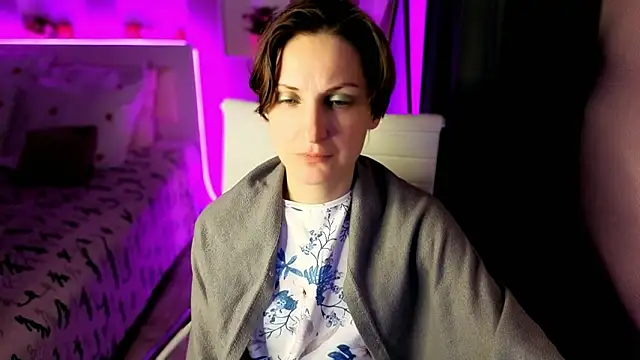 Онлайн чат XXX AuroraRight