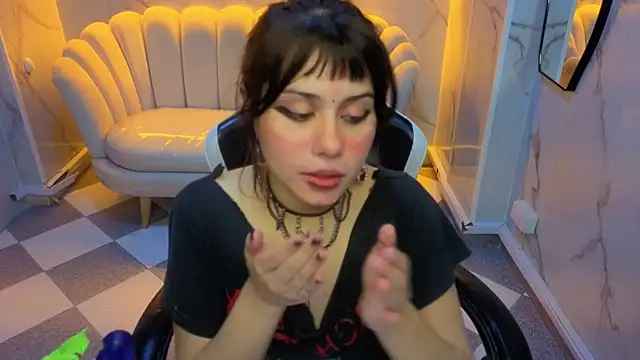 Valerie_moon_b 라이브 XXX 채팅