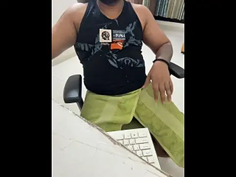 FlirtyxBoy's Live XXX Chat