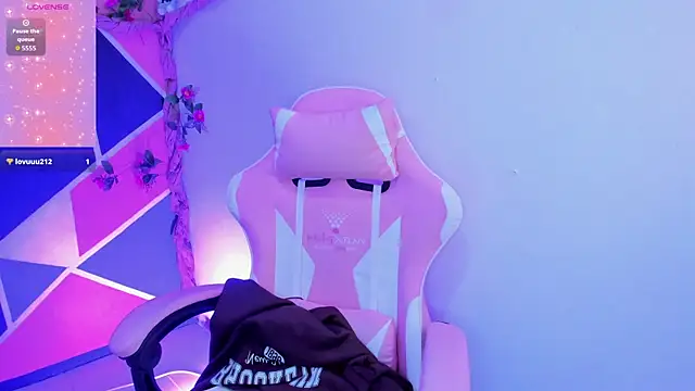 แชท XXX สดของ little_emma0