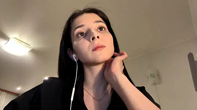 แชท XXX สดของ Mikytiki