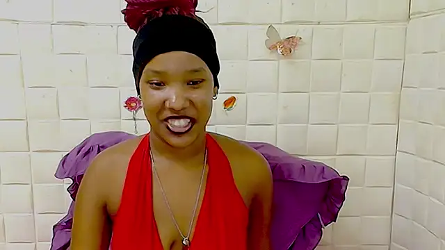 Chat +18 de EroticSexyPrada ao vivo