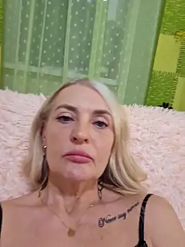 Онлайн чат XXX amelia_blondy