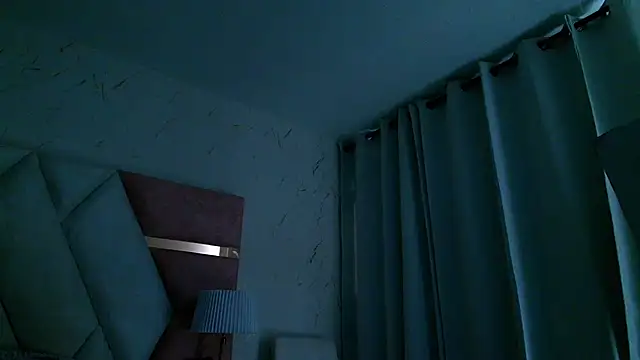 Zoelucas 现场XXX聊天