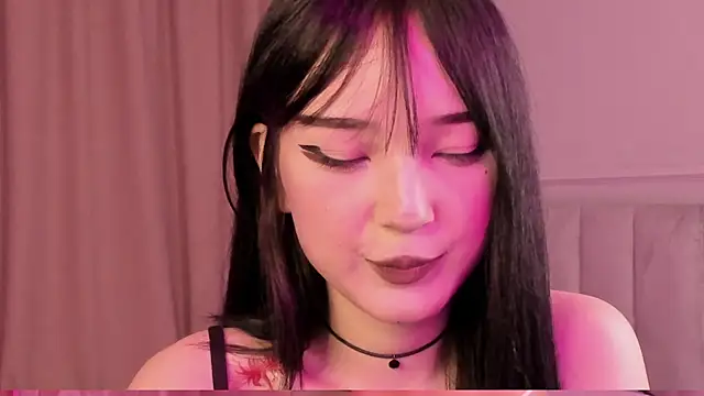 ariyastar Adlı Modelin Canlı XXX Sohbeti