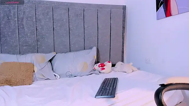 Show de webcam de Reina_Mia1