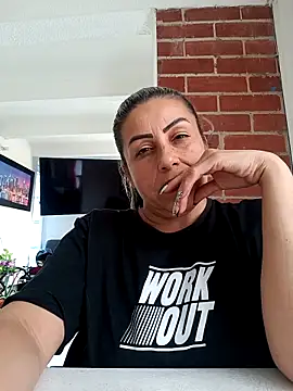 Онлайн чат XXX maynor_1998