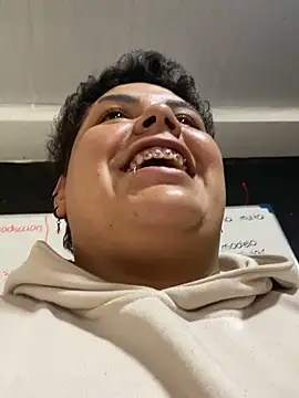 Chat XXX en directo de Hailey_Curvy