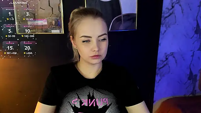 Chat +18 de StephanieSweety ao vivo