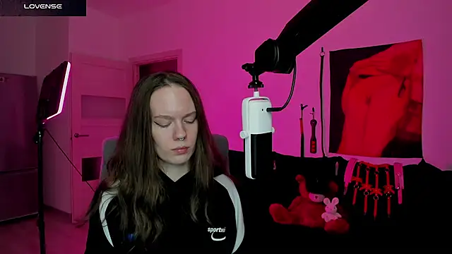 Goddess_of_Fertility Chat XXX live