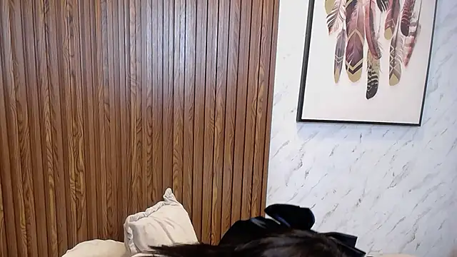 Chatroom XXX en direct de Sariitaa_