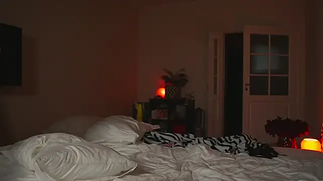 Chat +18 de mynaughtynights ao vivo