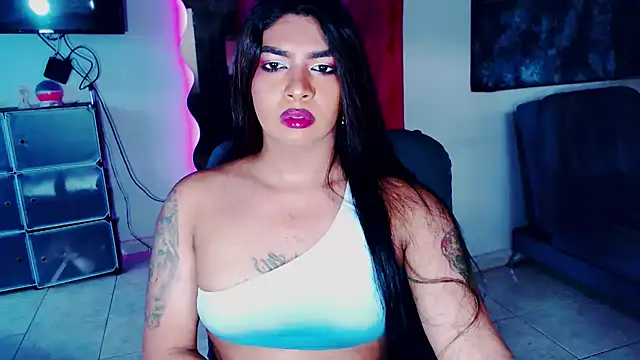 violet_bigcock774's Live XXX Chat