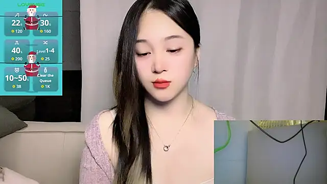 woaiqinqin Adlı Modelin Canlı XXX Sohbeti