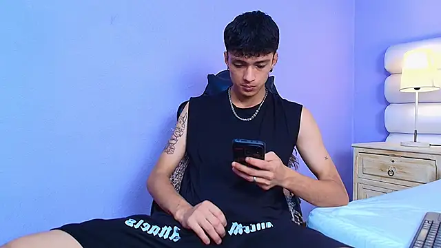 Lean_Portman Chat XXX live