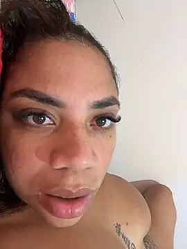 Morenacarioca3 Chat XXX in diretta